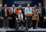 امروز کار اصلی دستگاه های تبلیغاتی و فرهنگی پاره کردن پرده توهم اقتدار دشمن است
